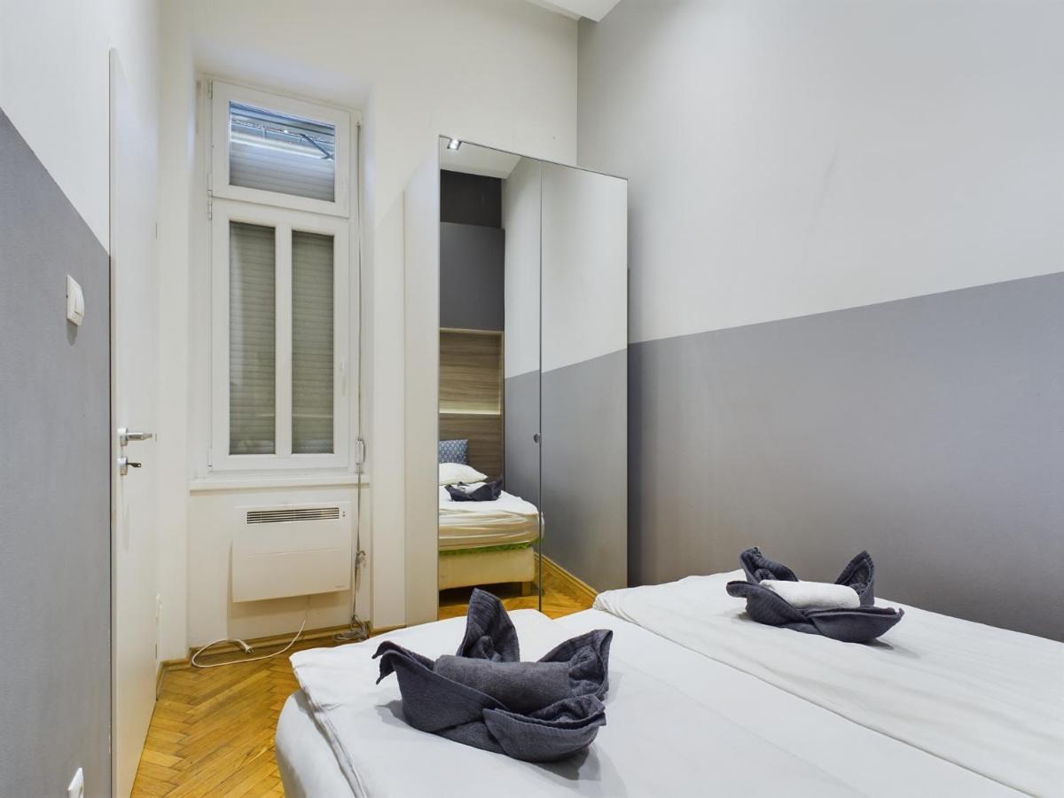 Gray Stylish Central Apartment Budapeşte Dış mekan fotoğraf