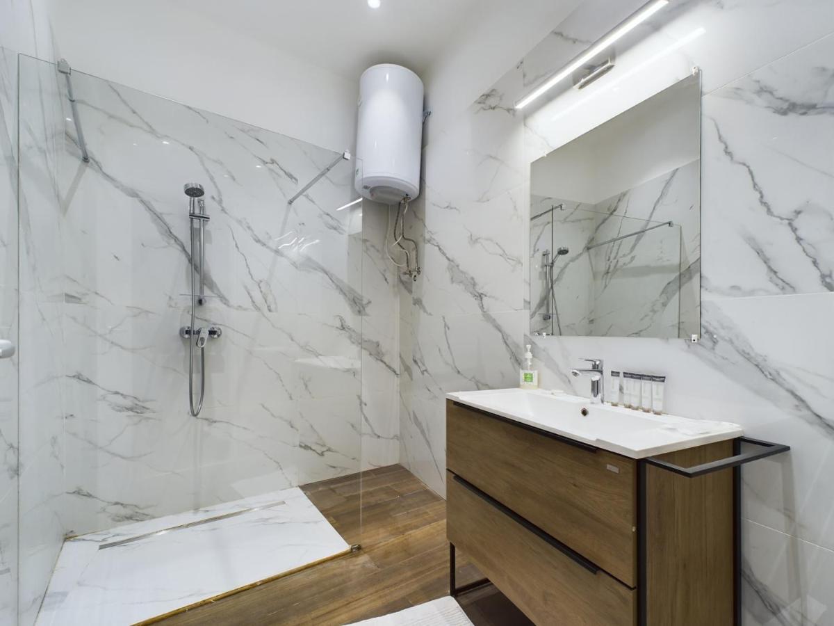 Gray Stylish Central Apartment Budapeşte Dış mekan fotoğraf